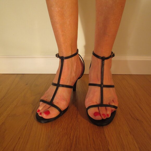 Last chance RAYE Black Leather Mid Heel T Strap Ankle Strap Sandals - Picture 1 of 8